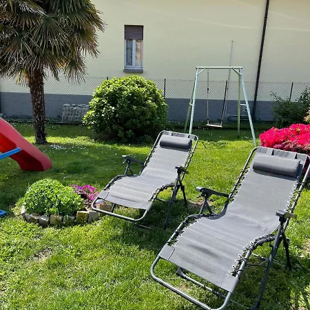 Grandma's Garden House Ferienhaus Angera