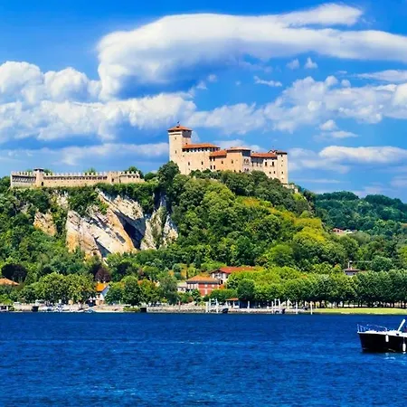 Grandma's Garden House Dom wakacyjny Angera